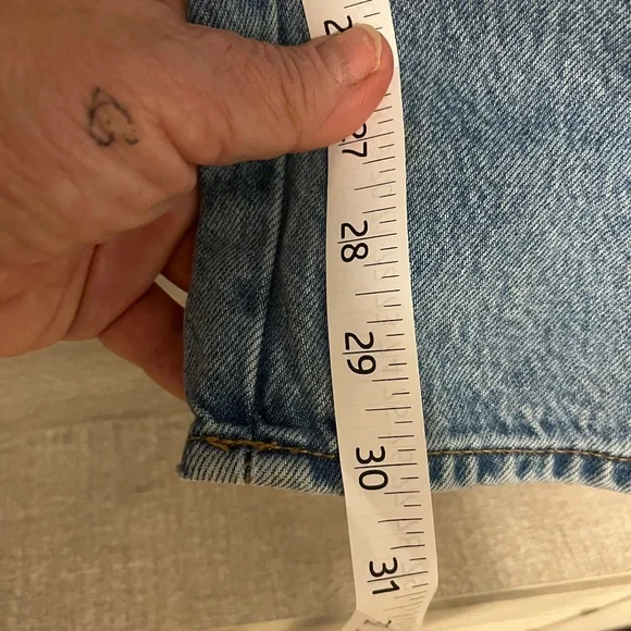 Universal Thread Women's Riveted Button-fly Jeans Size 6 - Picture 6 of 8